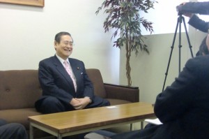 熊日政経部にて